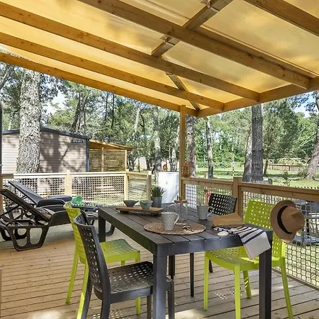 4 étoiles - Parc Aquatique - Ef0bbb * Les Mathes