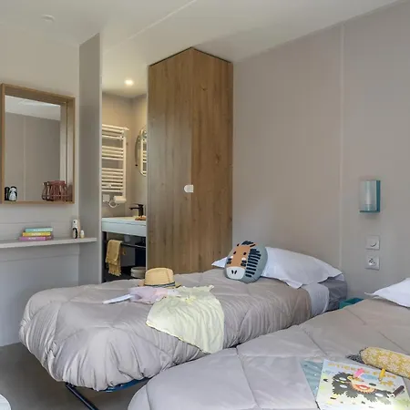 Camping 4 étoiles - Parc Aquatique - Ef0bbb *