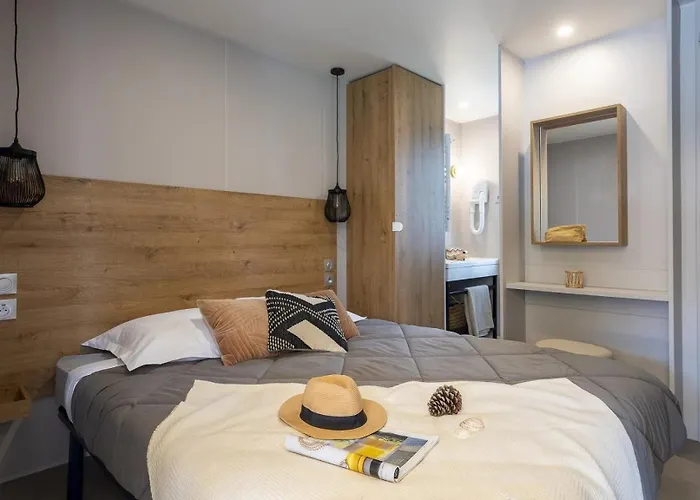 4 Etoiles - Parc Aquatique - Ef0bbb *